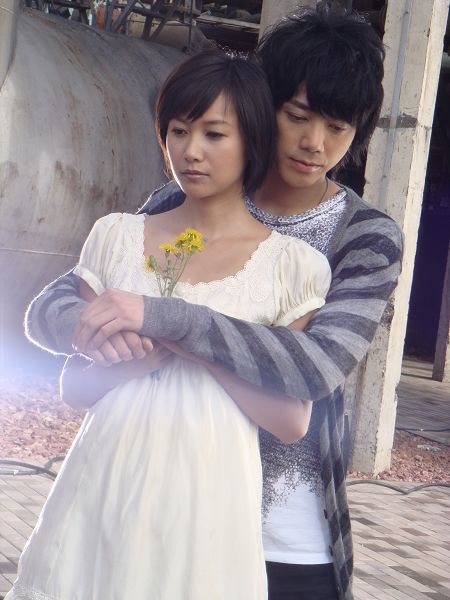 信《告别的时代》全球首播 携手徐静蕾剧情曝