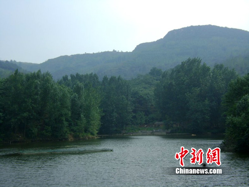 ��ѧ��Ů�������1ԪǮ�����á���������ɽˮ