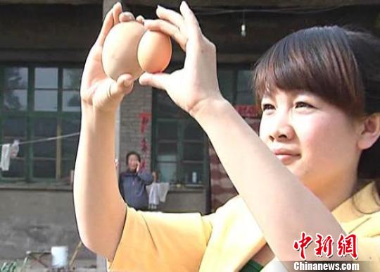 �ӱ�һĸ����180�˾޵�������˹��¼32�ˣ�ͼ��