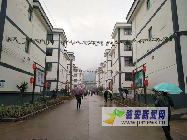 磐安新闻网 新闻中心 磐安新闻    根据安文街道提出的"十美村"创建"