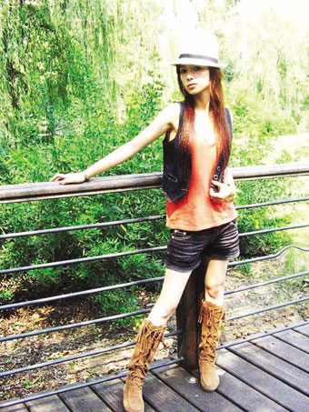 武义武义女生唱响杭州时尚