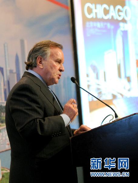 国际新闻 正文芝加哥市长的中国一日   3月21日,美国芝加哥市长戴利在