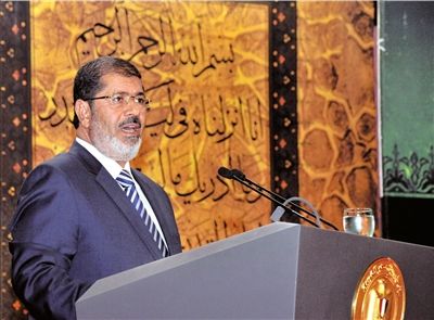 埃及总统穆罕默德·穆尔西定于8月底访问伊朗--磐安新闻网